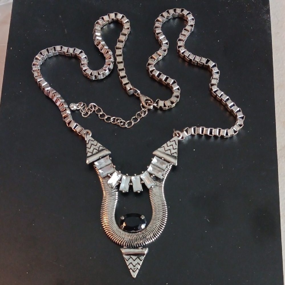 Source Unknown Silver Necklace with Black Details